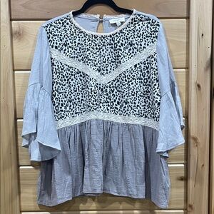 Umgee Gray and Cream Leopard Blouse with Lace